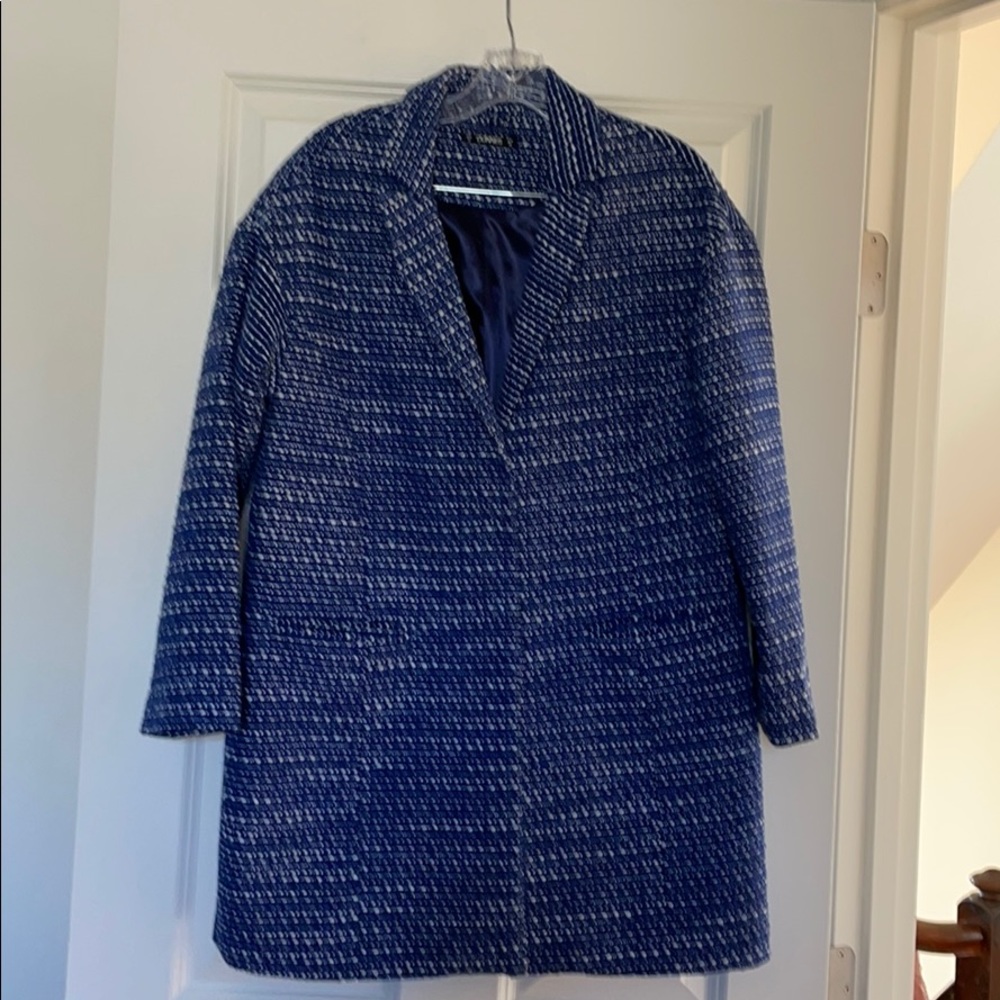 Light weight coat
